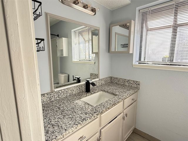 500 Anice Lane, Euless, TX 76039