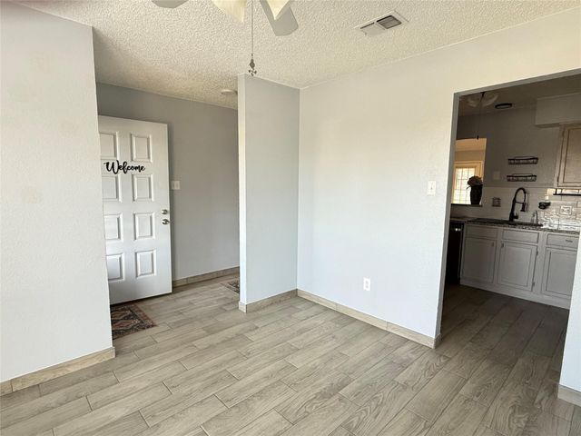 500 Anice Lane, Euless, TX 76039