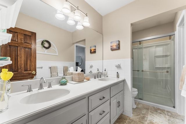 3 Harvard St, Peabody, MA 01960