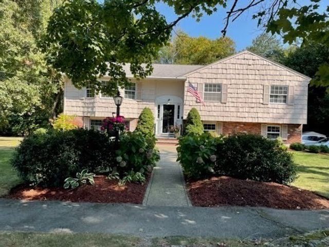 3 Harvard St, Peabody, MA 01960