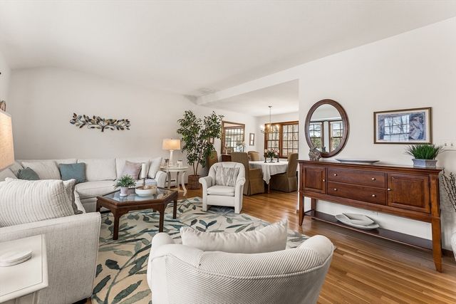3 Harvard St, Peabody, MA 01960