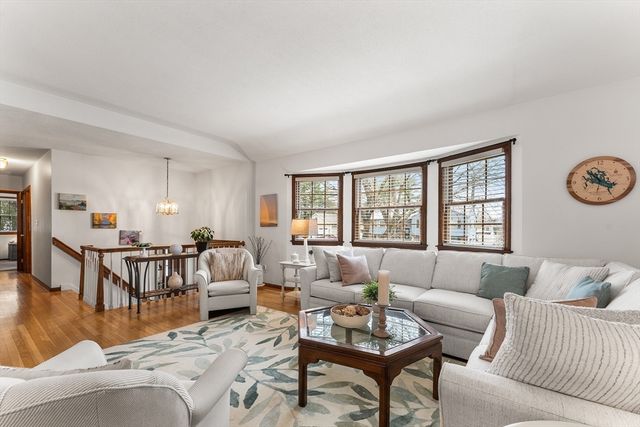 3 Harvard St, Peabody, MA 01960