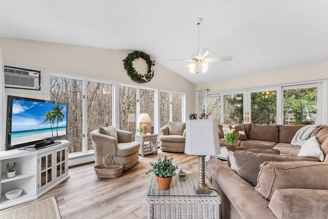 3 Harvard St, Peabody, MA 01960