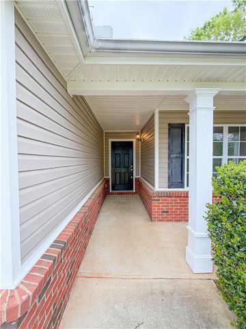 2504 Marixa Drive, Statham, GA 30666