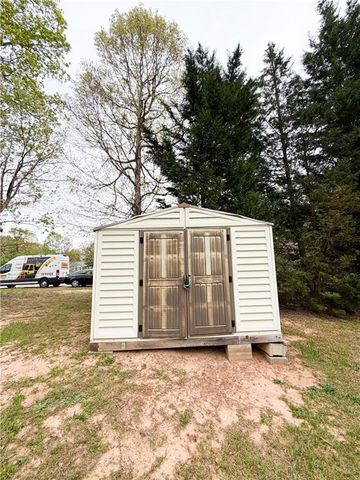 2504 Marixa Drive, Statham, GA 30666