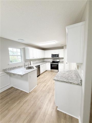 2504 Marixa Drive, Statham, GA 30666