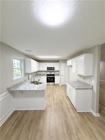 2504 Marixa Drive, Statham, GA 30666