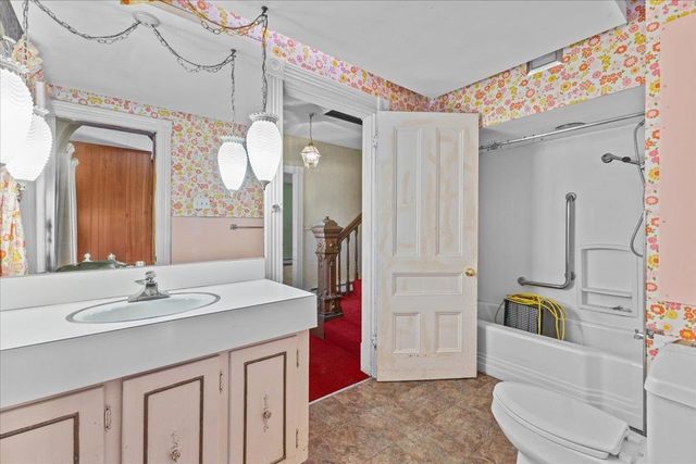 35 Best Street, Morristown, VT 05661