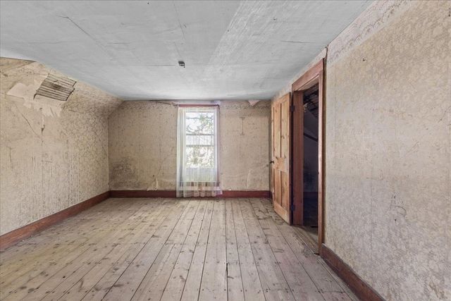 35 Best Street, Morristown, VT 05661