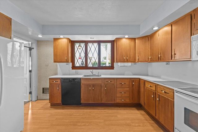 35 Best Street, Morristown, VT 05661