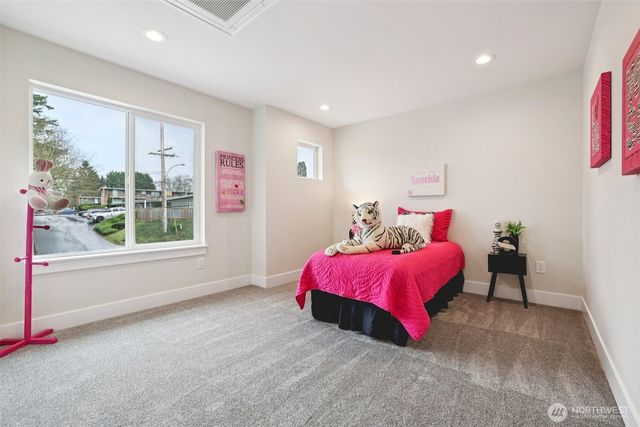 23801 100th Avenue SE, Kent, WA 98031