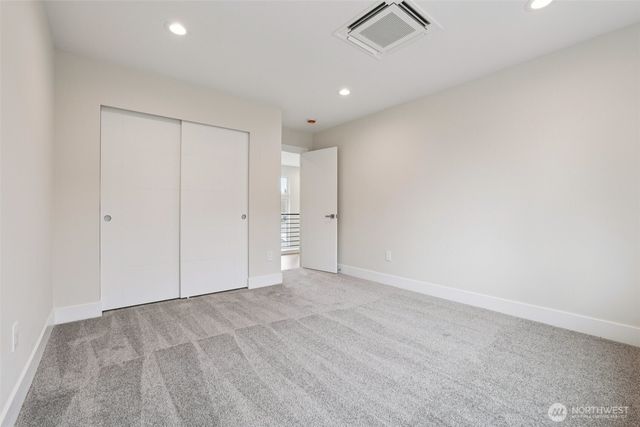 23801 100th Avenue SE, Kent, WA 98031