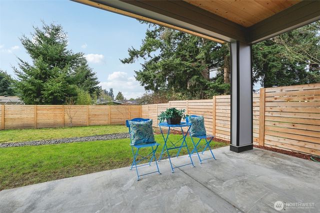 23801 100th Avenue SE, Kent, WA 98031