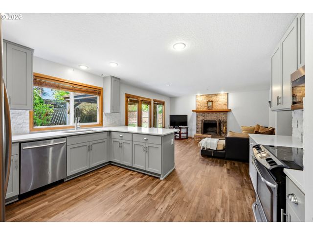 15131 Se 127TH Ave, Clackamas, OR 97015