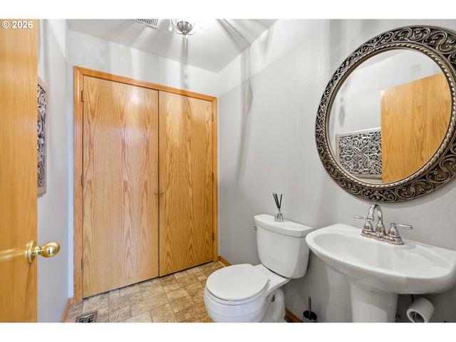 15131 Se 127TH Ave, Clackamas, OR 97015