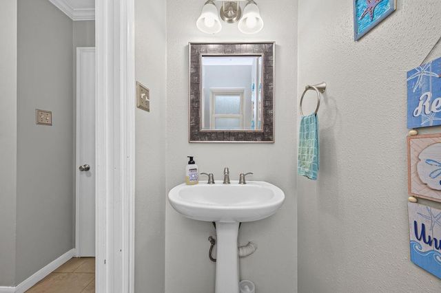 2207 Laurel Hill Drive, Kingwood, TX 77339