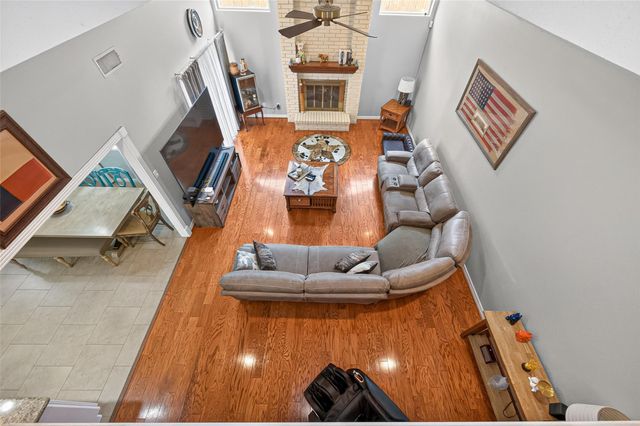 2207 Laurel Hill Drive, Kingwood, TX 77339
