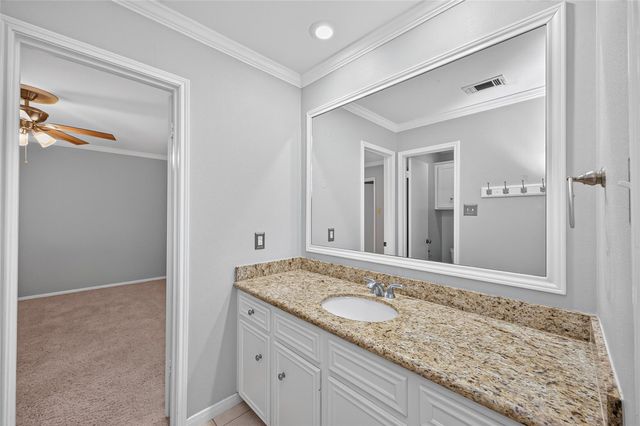 2207 Laurel Hill Drive, Kingwood, TX 77339