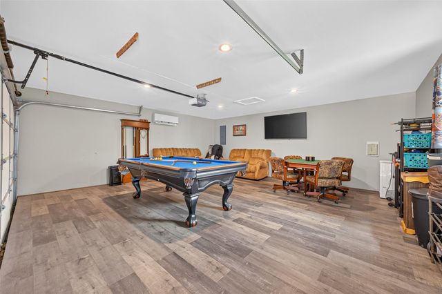 2207 Laurel Hill Drive, Kingwood, TX 77339