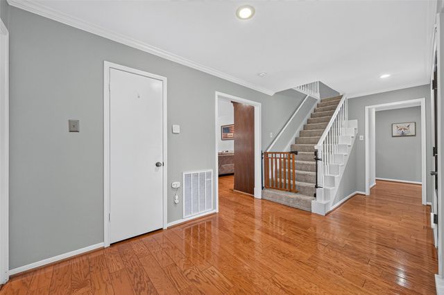 2207 Laurel Hill Drive, Kingwood, TX 77339