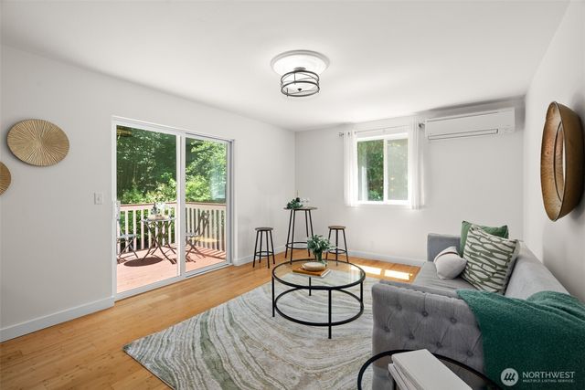 20247 Robin Lane NE, Suquamish, WA 98392