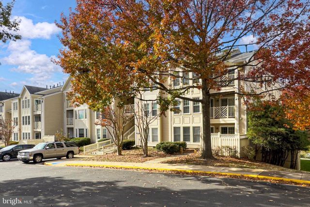 12213 FAIRFIELD HOUSE DR #506B, Fairfax, VA 22033