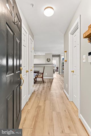 12213 FAIRFIELD HOUSE DR #506B, Fairfax, VA 22033