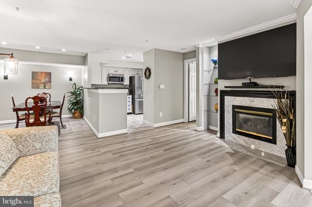 12213 FAIRFIELD HOUSE DR #506B, Fairfax, VA 22033