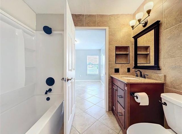 2513 GRASSY POINT DRIVE 107, Lake Mary, FL 32746