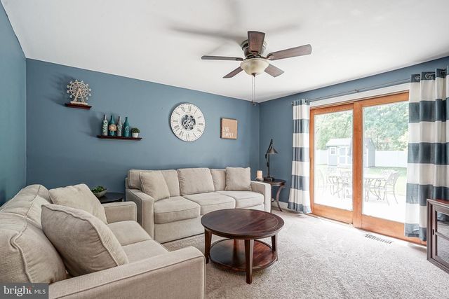 14 WHITE BIRCH RD, Blackwood, NJ 08012