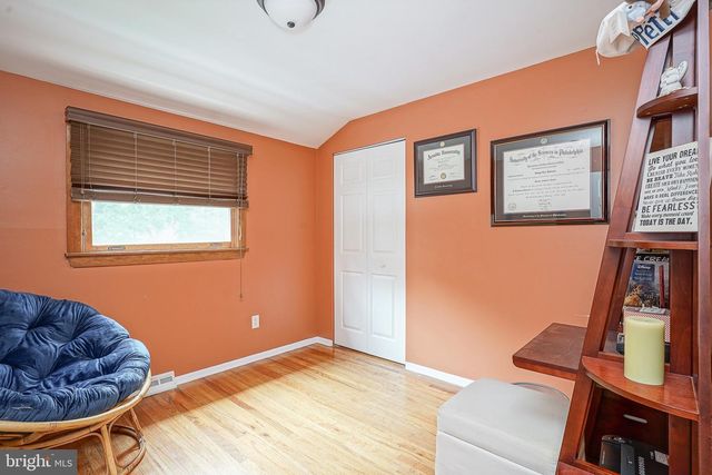 14 WHITE BIRCH RD, Blackwood, NJ 08012