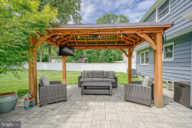 14 WHITE BIRCH RD, Blackwood, NJ 08012