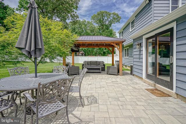14 WHITE BIRCH RD, Blackwood, NJ 08012