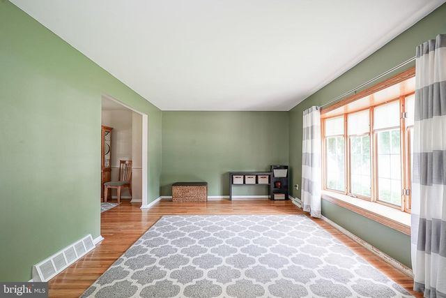 14 WHITE BIRCH RD, Blackwood, NJ 08012
