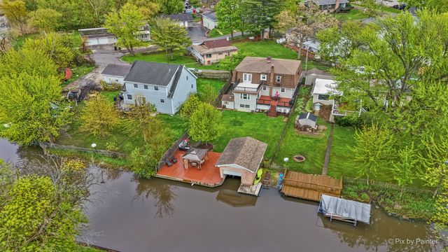 34820 N Holman Avenue, Ingleside, IL 60041