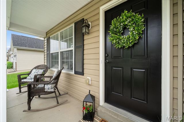 1113 Centre Lake Drive, St Peters, MO 63376