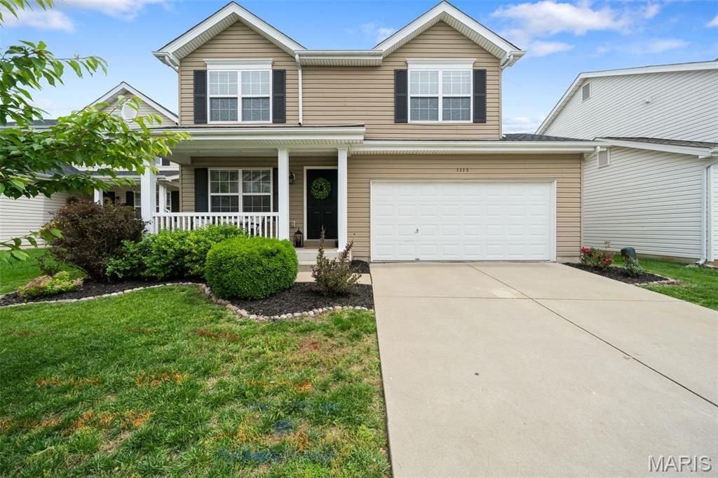 1113 Centre Lake Drive, St Peters, MO 63376