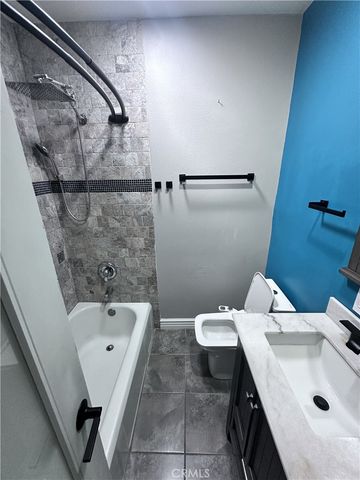 5133 Hedda St, Lakewood, CA 90712