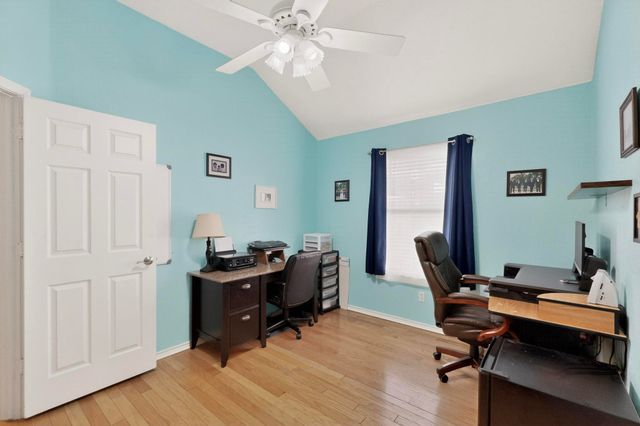 932 Freestone Drive, Arlington, TX 76017