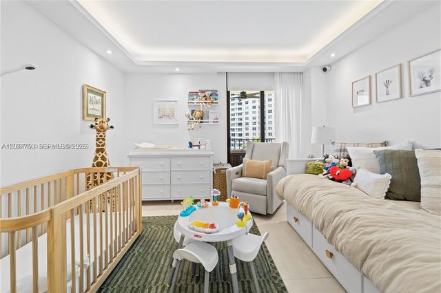 520 Brickell Key Dr A713, Miami, FL 33131