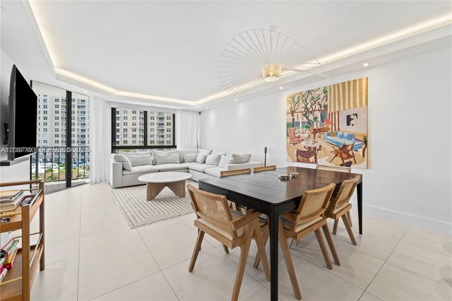 520 Brickell Key Dr A713, Miami, FL 33131