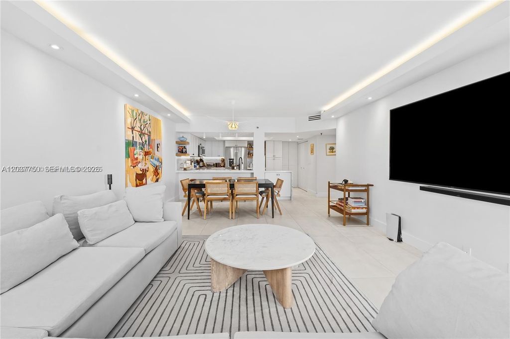 520 Brickell Key Dr A713, Miami, FL 33131