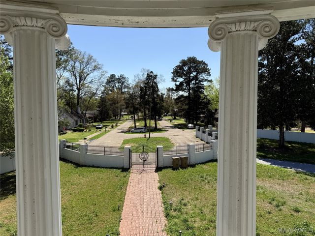 31 Edgewood Drive, Selma, AL 36701