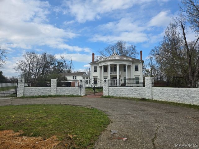 31 Edgewood Drive, Selma, AL 36701