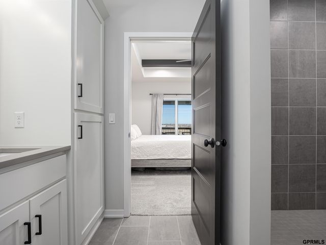 19108 Pinehurst Avenue, Omaha, NE 68136