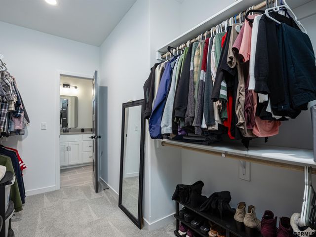 19108 Pinehurst Avenue, Omaha, NE 68136