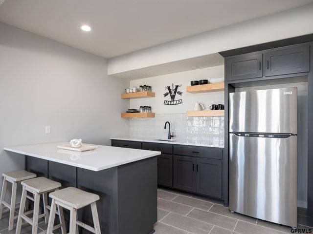 19108 Pinehurst Avenue, Omaha, NE 68136