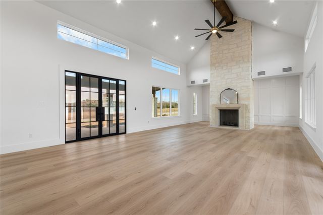 2004 Rana Drive, Cresson, TX 76035