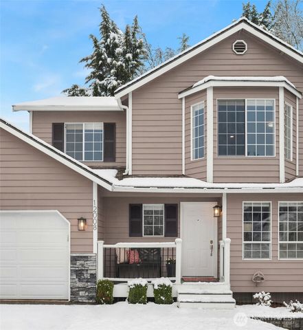 12008 SE 218th Place, Kent, WA 98031