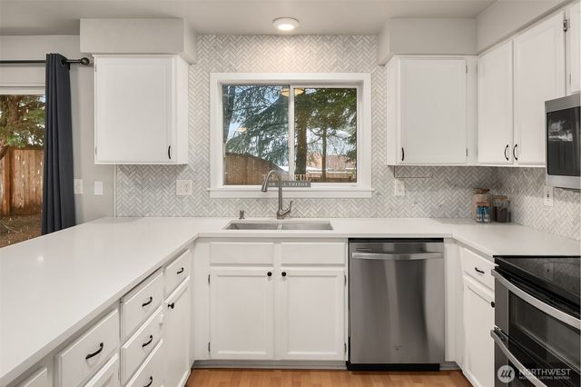 12008 SE 218th Place, Kent, WA 98031